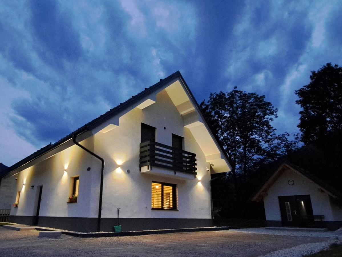 Riverside Apartma 1, Kranjska Gora Buitenkant foto